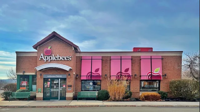 Applebee's Grill + Bar