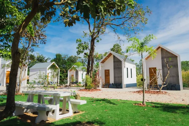 บ้านมีกิน ณ บึงโขงหลง​