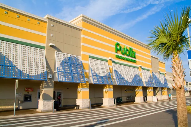 Indian Harbour Place Shopping Center