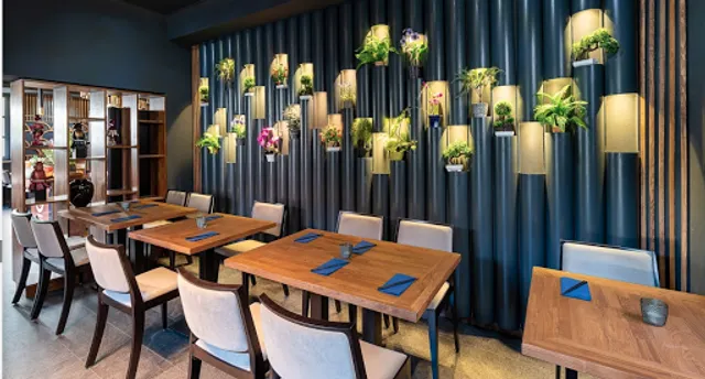 AMAYA RESTAURANT Sushi & Bar