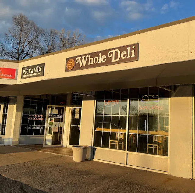 Whole Deli Glastonbury