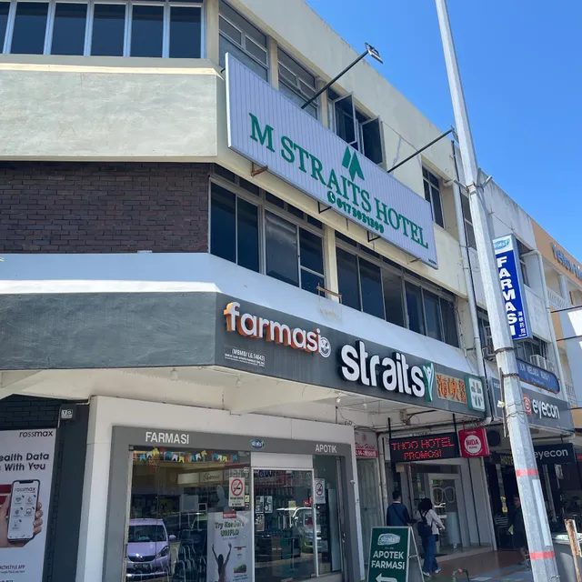 M Straits Hotel