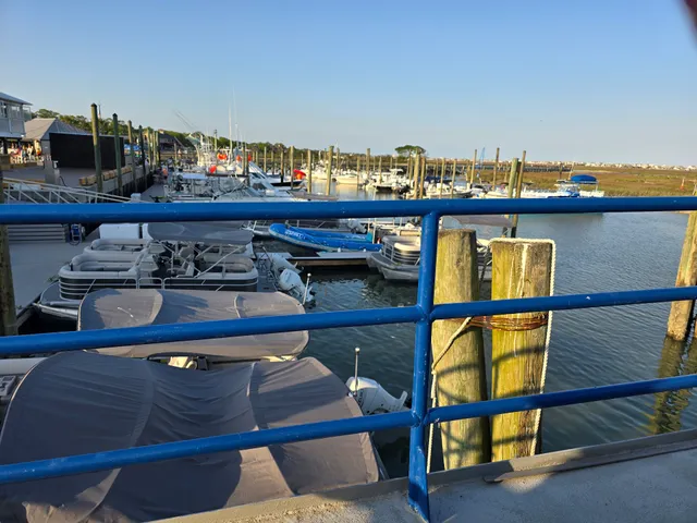 Crazy Sister Marina Bait & Tackle Shop