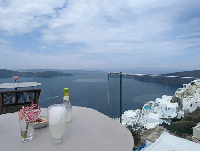 Mavro Restaurant Santorini