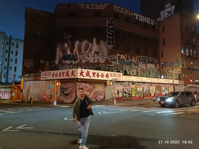 Greetings from Chinatown Mural