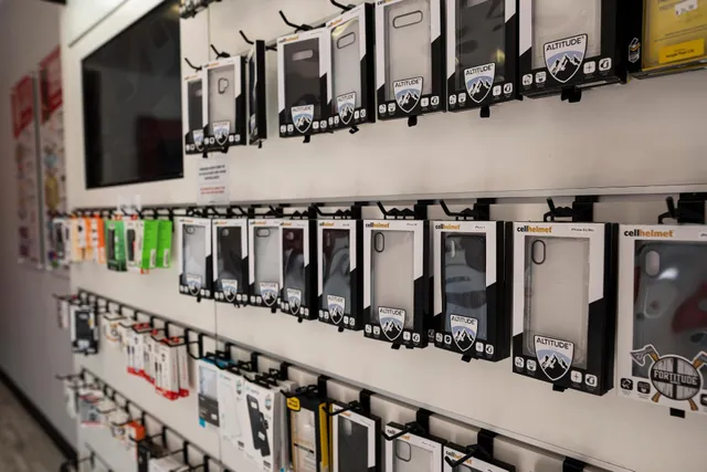 uBreakiFix - Phone and Computer Repair