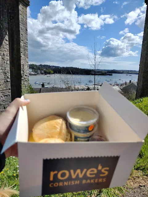 Rowe's Bakers Saltash Shop