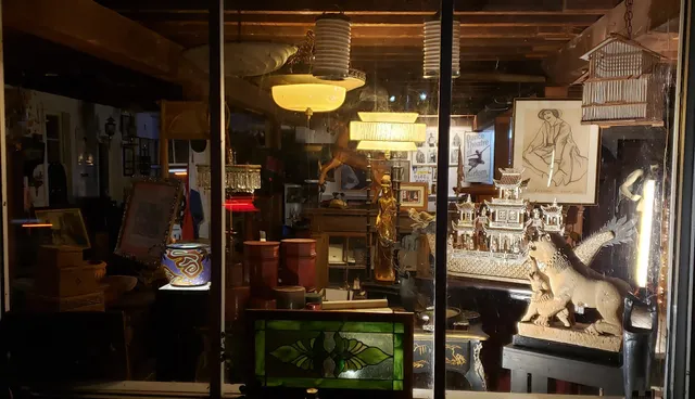 Scott Daniels Auction and Gallery