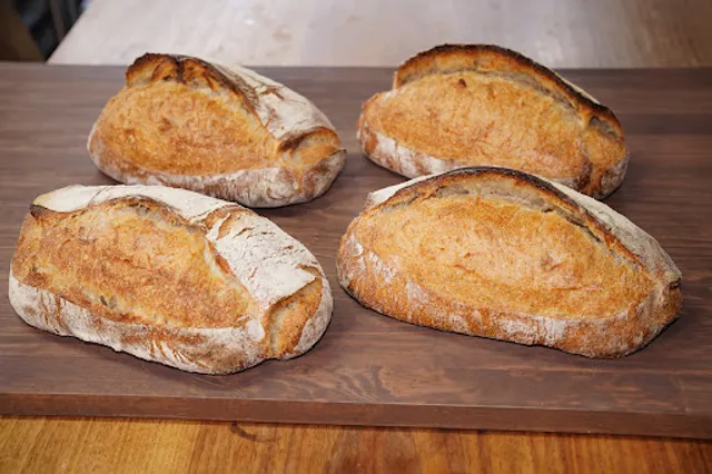 発酵パン工房マルショウ