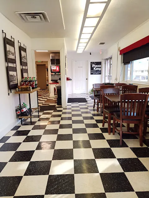 Pizza King | Clayton, IN