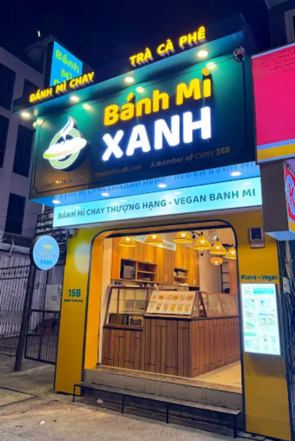 Bánh Mì XANH - Bánh Mì Chay Thượng Hạng - 15B Nguyễn Thị Minh Khai