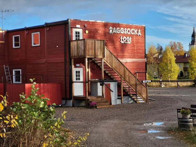Raggsocka Logi & Ställplatser