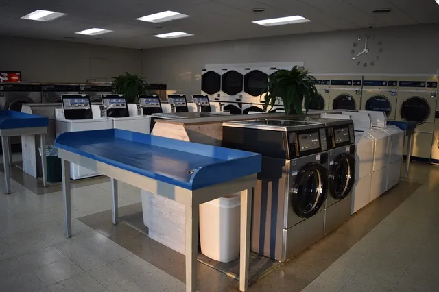 Sugarcreek Suds Laundromat