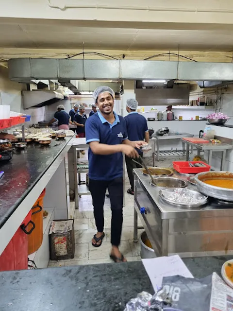 Hotel Topform Payyanur