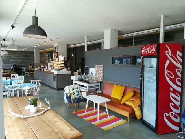 Kahvila-konditoria Nina Mimosa