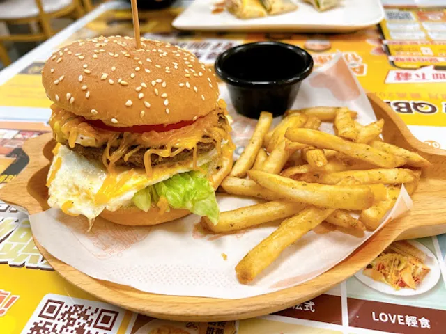 Q Burger 北屯豐田店(直營)