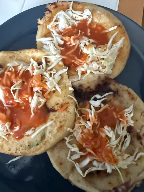 Mila’s Pupusas