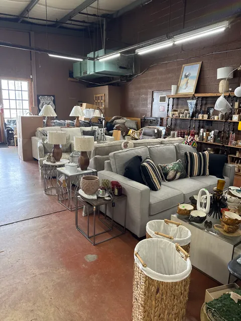 Cotton & Country Fabric Outlet