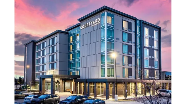 Courtyard by Marriott Burlington