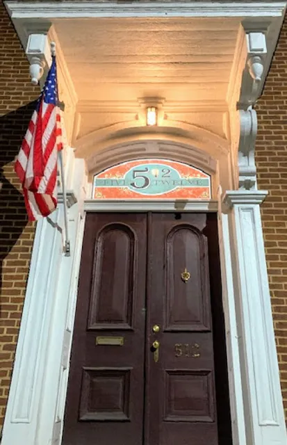 512 Coffee and Ice Cream