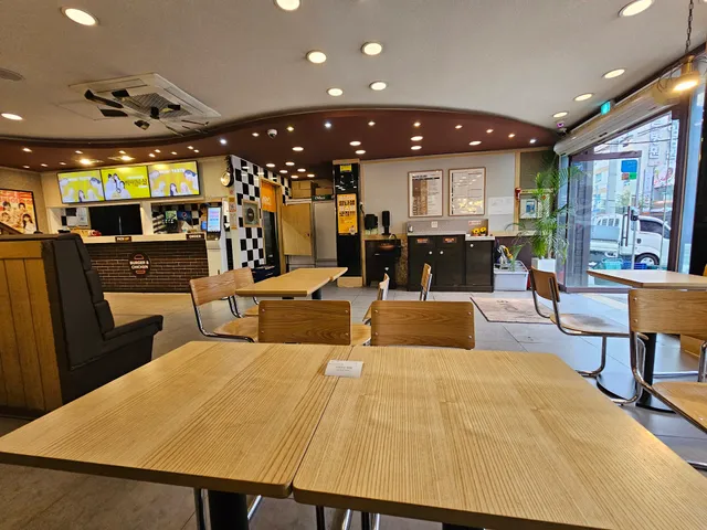 맘스터치 천안두정점