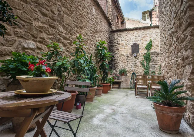 Cal Tomàs - Casa de Turisme Conscient