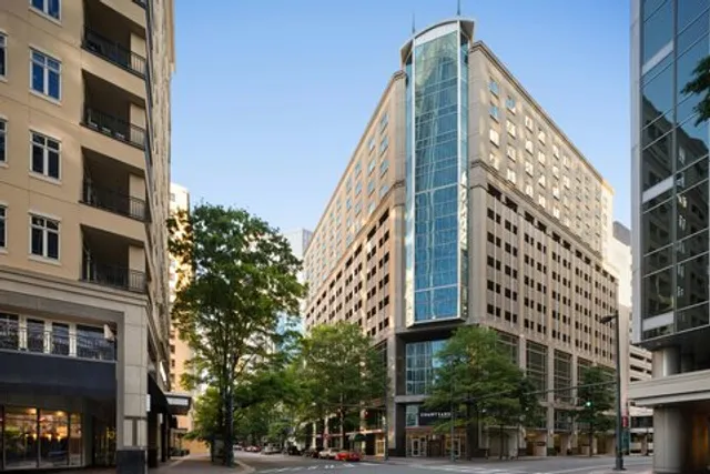 Courtyard by Marriott Charlotte City Center