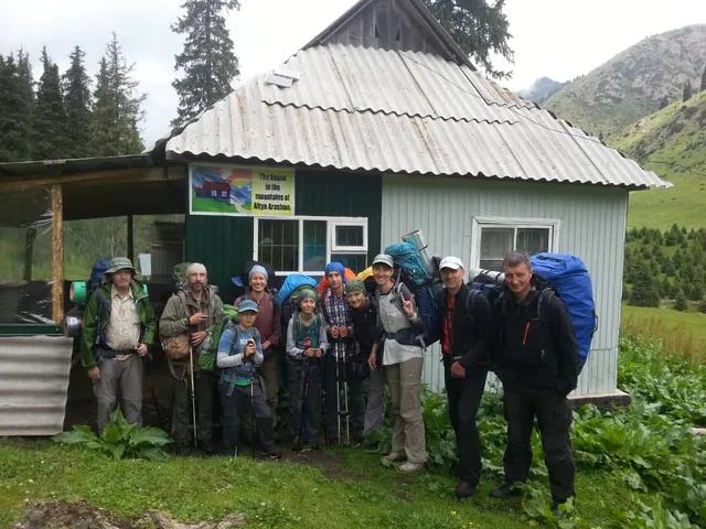 Dom V Gorakh Altyn Arashan