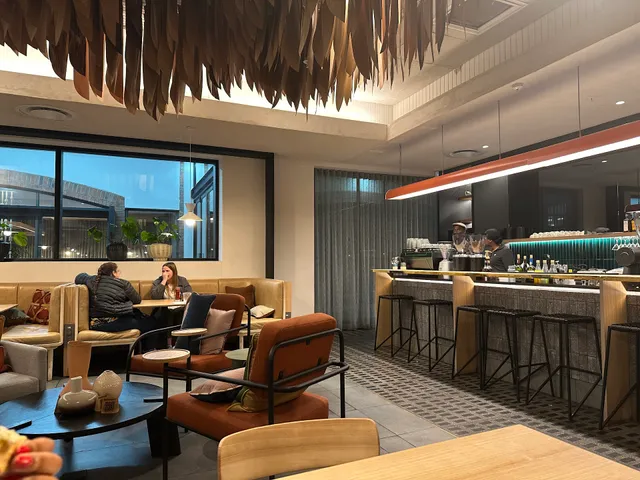 Woolworths Café Waterstone