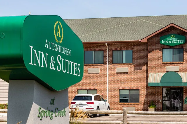 Altenhofen Inn & Suites