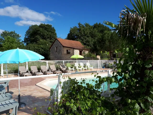 SARL la maison en pierre / Le hameau des Cardenals