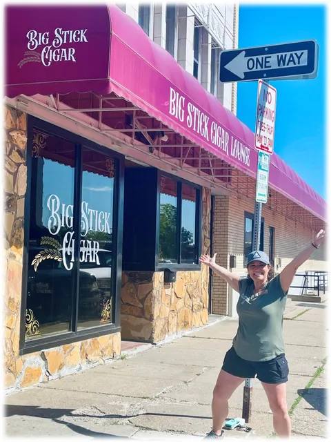 Big Stick Cigar Lounge