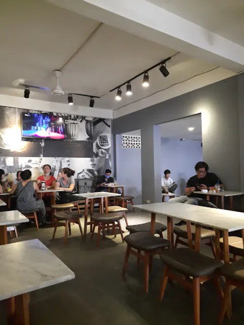 CAFE GUTA - 139 LÝ CHÍNH THẮNG