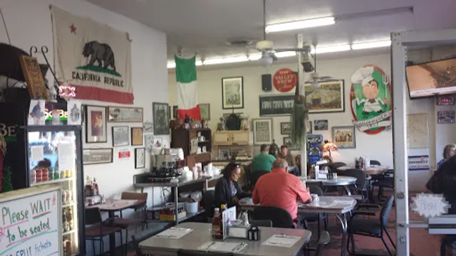 Casagrandes Delicatessen