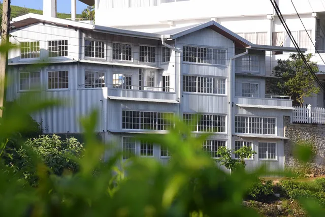 Tea Hills Bungalow and Restaurant