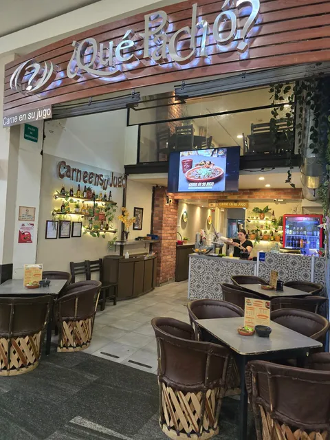 ¿Qué Pachó? Restaurante La Gran Plaza