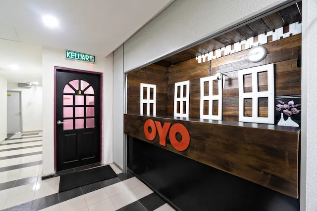 OYO 89960 Manjung Inn Hotel