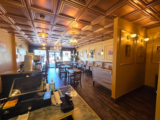 Thai Station Cafe babylon