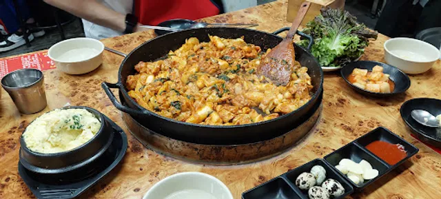 오남매닭갈비신월점