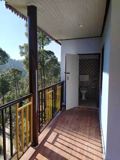 Sahni's Foggy Hill's Homestay