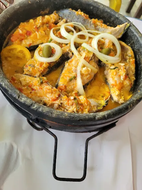 Bar e Restaurante Sobre as Ondas