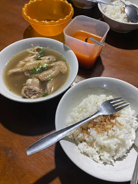 Sop Ayam Pak Miin Klaten (Kelvin)