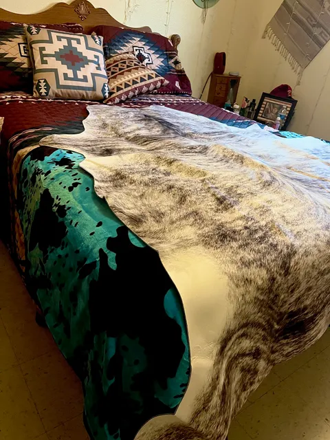 NuNu’s Furniture & More