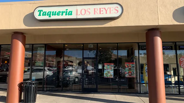 Los Reyes Taqueria