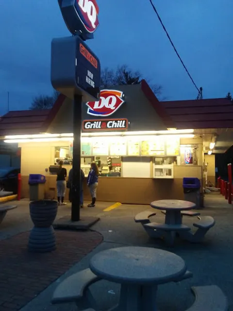Dairy Queen Grill & Chill