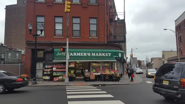 Lucky Farmers Market