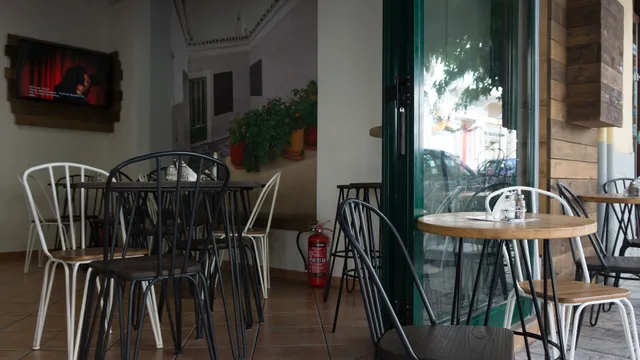 Garlic GrillHouse | Γκάρλικ