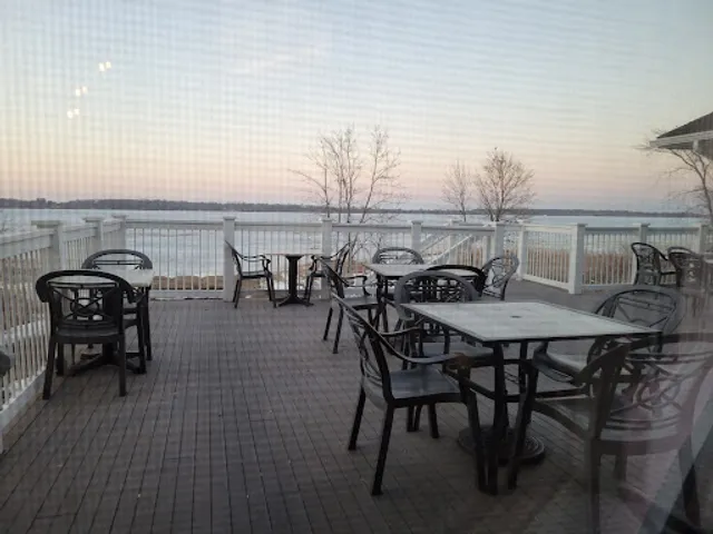 Dunmire’s on the Lakes