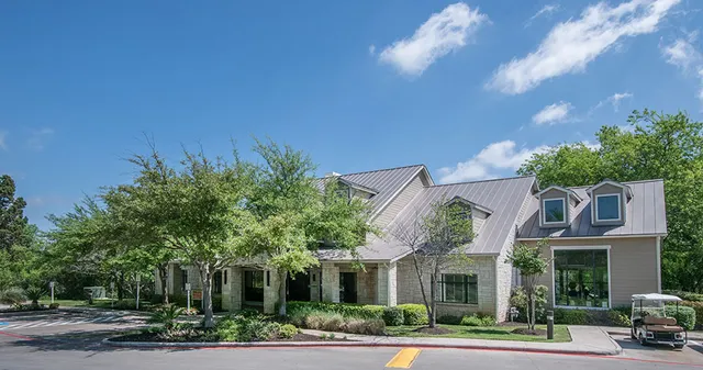 Hidden Lake Apartments