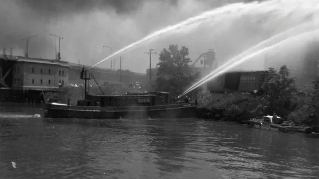 Chicago Fireboat Tours